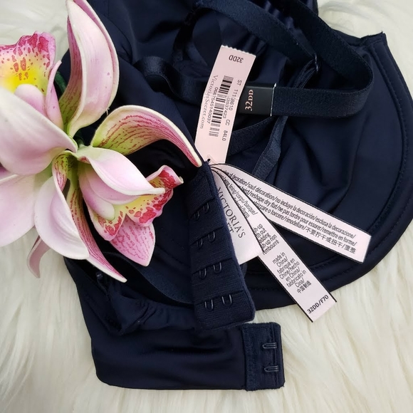 Victoria's Secret | Intimates | Bra | 32DD - Picture 6 of 7